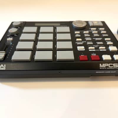 Akai MPC500 Music Production Center 2006 - 2013 - Black image 2