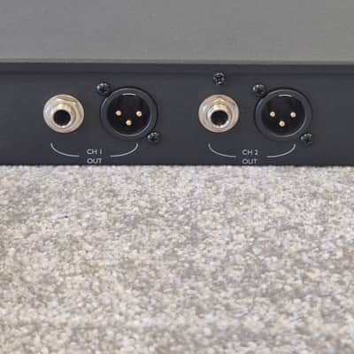 Revolabs HD Venue - Wireless Microphone System – Excellent image 3