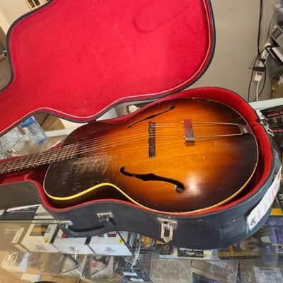 Gibson L-50 (30-40s) F-Hole Sunburst - Fair image 3
