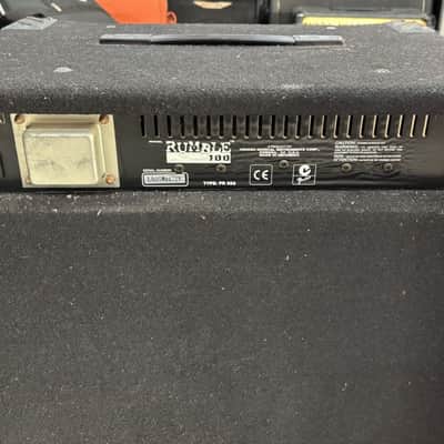 Fender Rumble 100 100-watt bass amplifier with a 15-inch speaker image 2