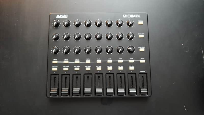 Akai MIDImix Portable Mixer/DAW Controller 2010s - Black image 1