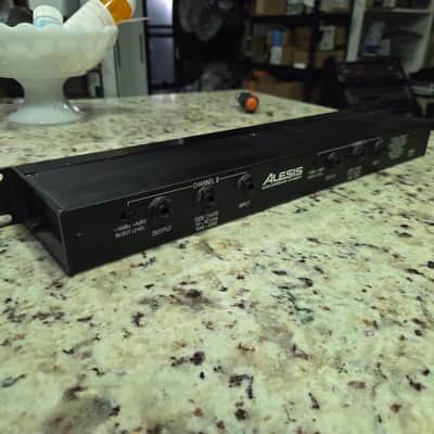 Alesis 3630 Dual-Channel Compressor / Limiter with Gate 1990s - Black image 4