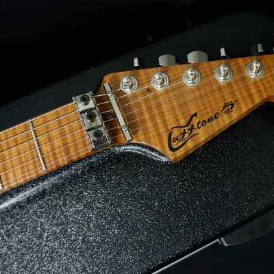 Preowned 2019 Luxxtone Guitars El Machete Geode in Gloss Blue Flame Top w/ Roasted Flame Maple Neck image 11