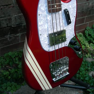 Fender Pawn Shop Mustang Bass 2013 - Candy Red image 3