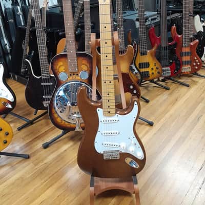 Fender Stratocaster with 3-Bolt Neck, Maple Fretboard-1977 - Walnut (Mocha) image 1