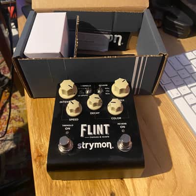 Strymon Flint Reverb and Tremolo V2 2022 - Present - Black image 2