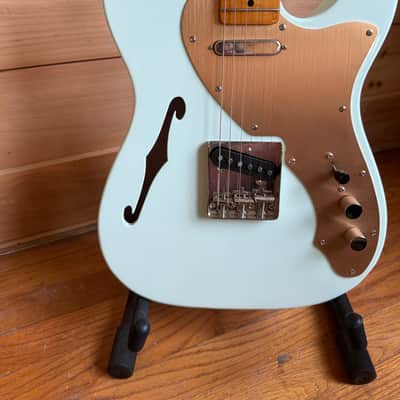 40th Anniversary Telecaster Thinline - Sonic Blue/ Anodized Gold image 2