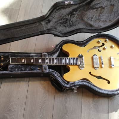EPIPHONE 'Inspired by' John Lennon Revolution Casino Artist Series Natural, HARDCASE,PAPERS, 3, 07 KG image 10