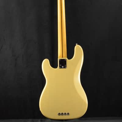 Mint Fender American Vintage II 1954 Precision Bass Vintage Blonde Maple Fingerboard image 6