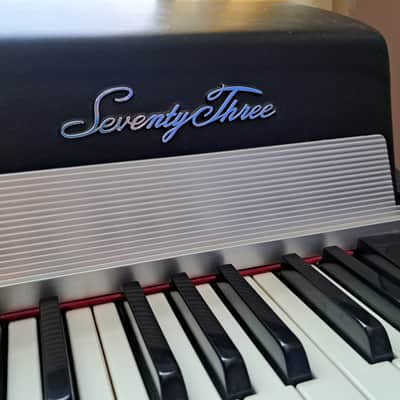 Rhodes Suitcase Piano 73-Key Electric Piano 1979 - Black Rounded Top image 7