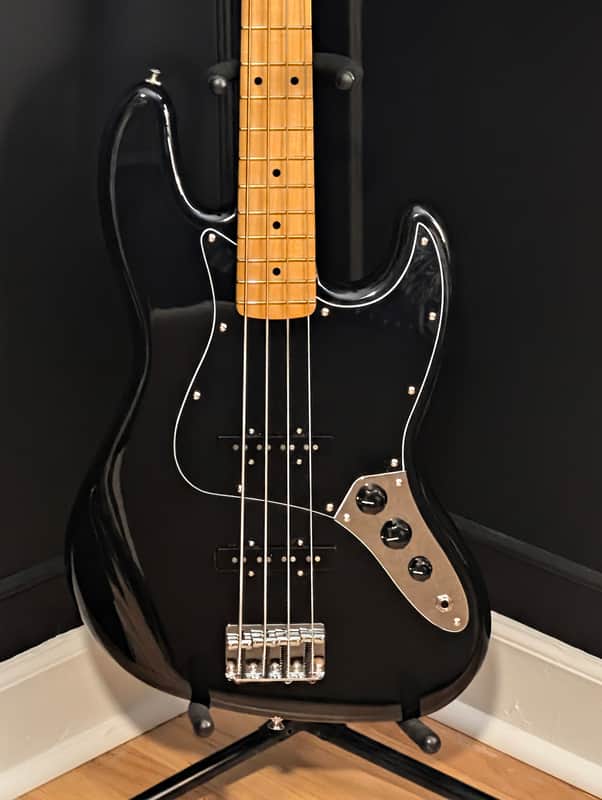 Fender Player II Jazz Bass