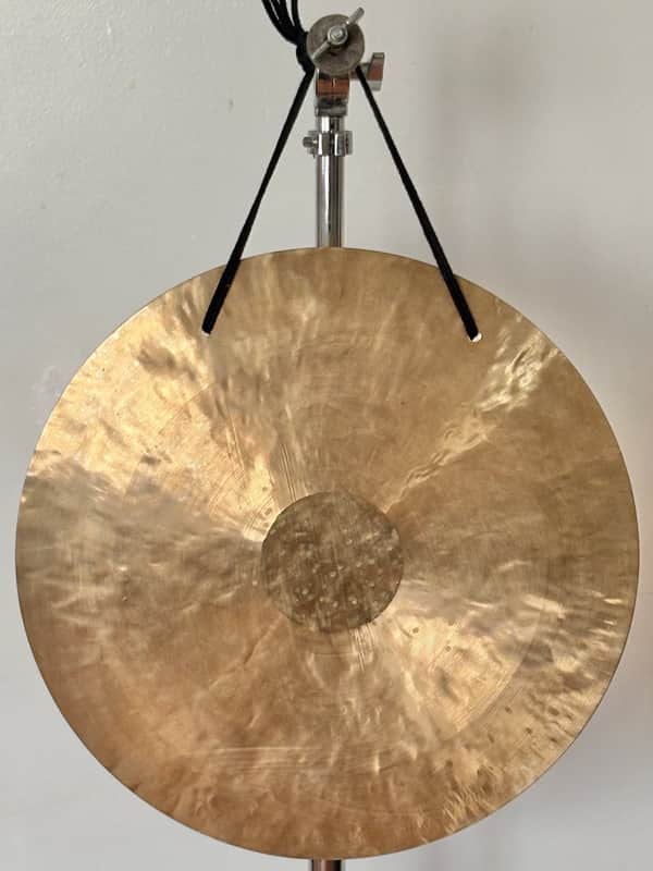 Unlimited  16" Wind Gong Cymbal image 1