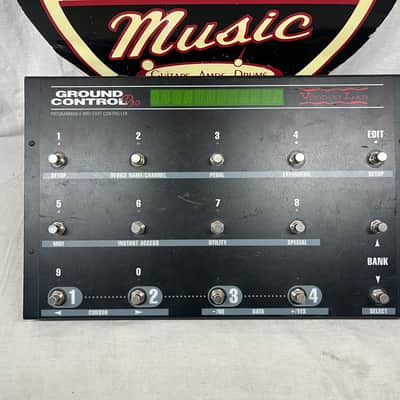 Voodoo Lab Ground Control Pro - MIDI Controller Pedal Board image 2