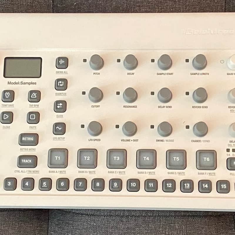 2019 – 2020 Elektron Model:Samples White