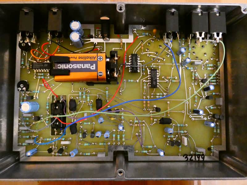 Roger Mayer Voodoo Vibe