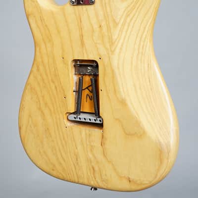 Fender American Deluxe Stratocaster 2005 - Natural stripped image 6