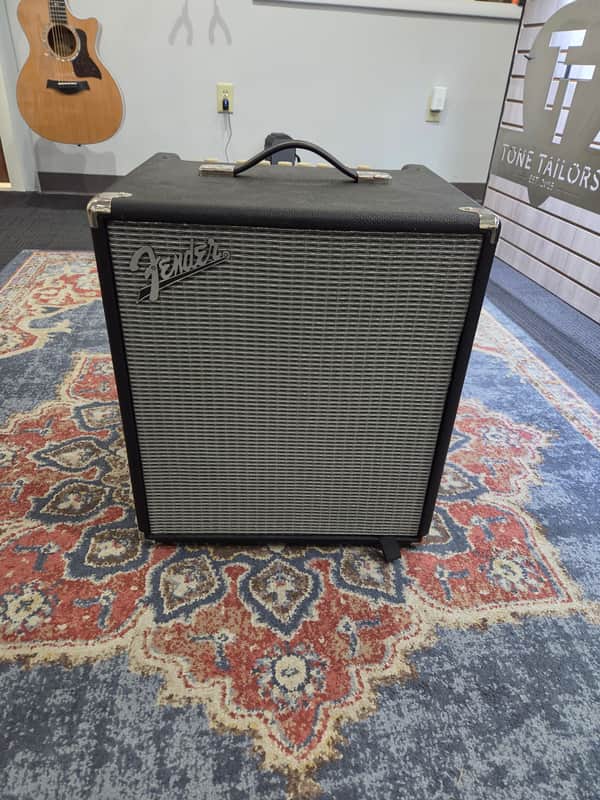 Used Fender Rumble 100 bass amp image 1