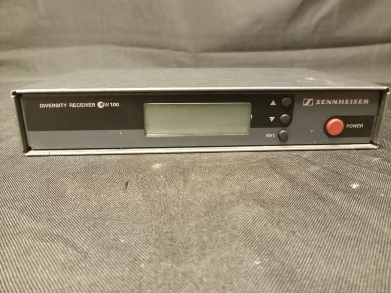 Sennheiser EW100 Diversity Receiver serial U122725 image 1