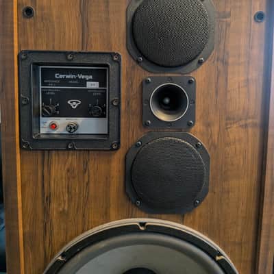 Matched Cerwin Vega D9 1980's - Walnut image 17