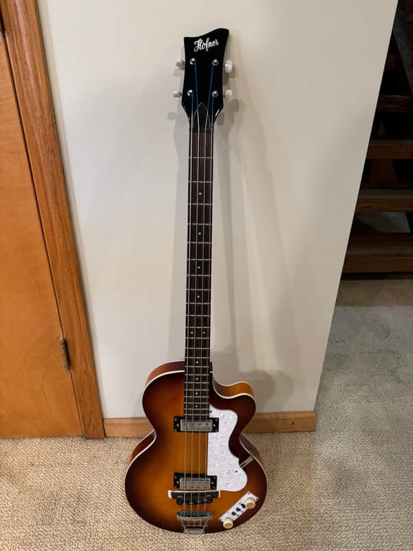 Hofner Ignition Series Club Bass 2012 - 2019 - Sunburst image 1