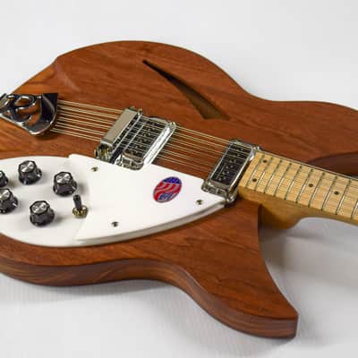 Rickenbacker 330/12W - Walnut image 4