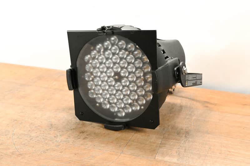 ETC Desire D60 Studio HD LED Par Wash Light CG01SM3 image 1