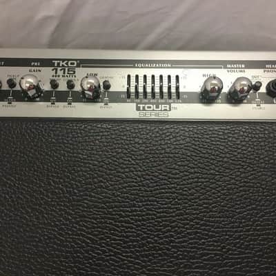 Peavey Tour TKO 115 Bass Amp image 4