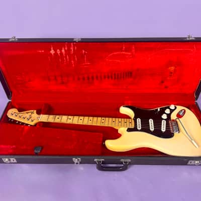 Fender Stratocaster 1976 - Olympic White image 18