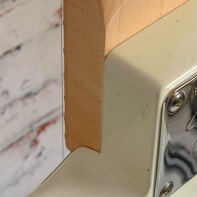 Fender - 2000 Custom Shop '69 Reissue Stratocaster NOS Electric Guitar Aged Olympic White - NOS image 15