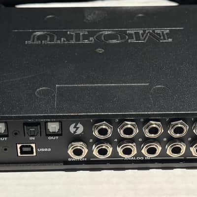 Immagine MOTU 828x Thunderbolt / USB 2.0 Audio Interface - Black - 2