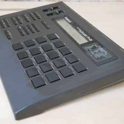 Roland • R-8 Human Rhythm Composer w/psu and new battery image 11