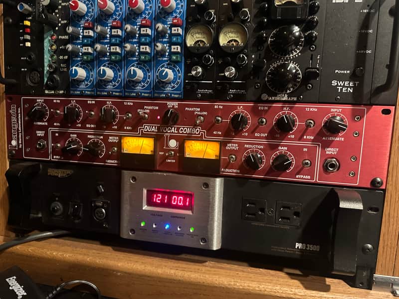 Langevin DVC Dual Vocal Combo 2000s - Red image 1