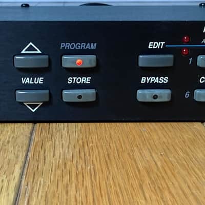 Alesis MidiVerb III Rack Mount Stereo Effects Processor w/ Factory Adapter, Very Good Condition image 4