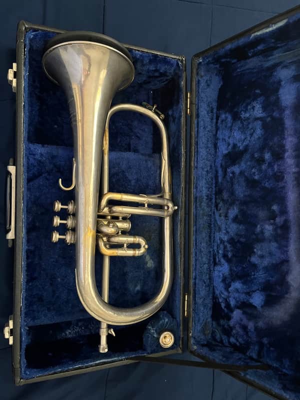 Couesnon Flugelhorn 1945 - Silver image 1
