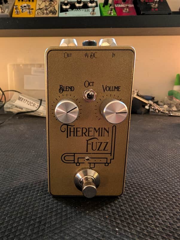 Theremin Fuzz 2023 - Gold Sparkle - 1590B image 1