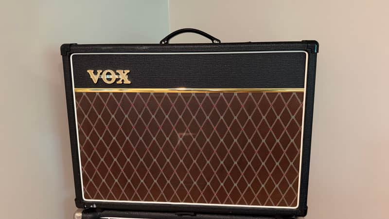 Vox AC15C1 Custom 2-Channel 15-Watt 1x12" Guitar Combo 2010 - Present - Black image 1