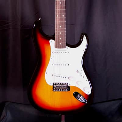 Tokai SSS-Style Rosewood Fretboard 3-Tone Sunburst image 2