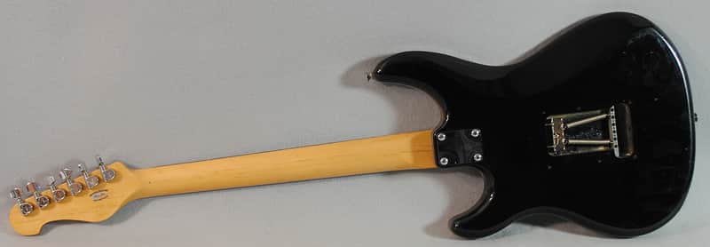 YAMAHA SE203 エレキギター Yamaha SE203 Electric Guitar Black Professionally Set Up! | Reverb