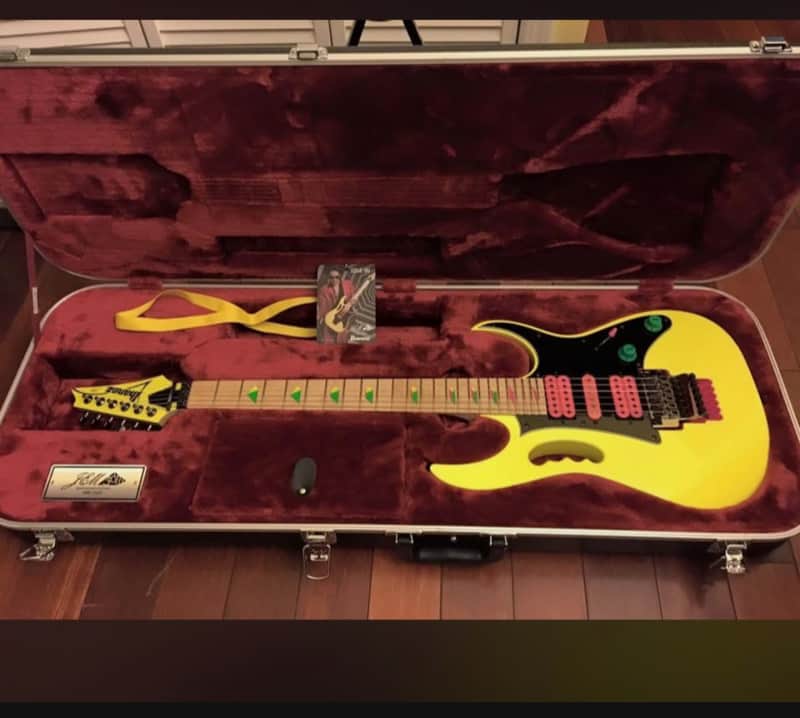 Ibanez JEM777 Limited Edition 30th Anniversary Steve Vai Signature