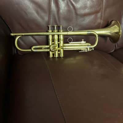 Olds Ambassador Bb Trumpet SN 102492 (100% new clear lacquered brass) Bild 2