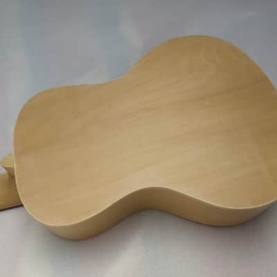 Brunswick BU5CE Ukulele - Concert Size - Electro Acoustic - Maple Finish - Gig Bag - image 7