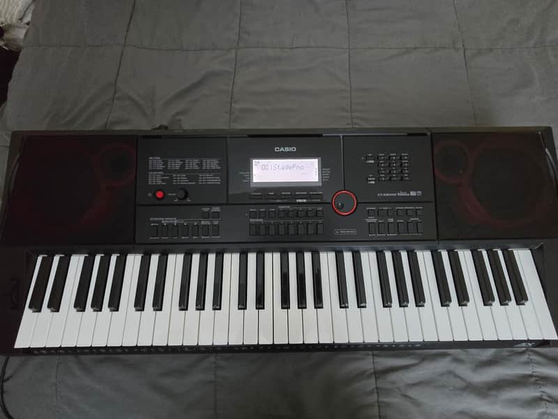 Casio CT-X3000 61-Key Portable Keyboard 2018 - Black image 1