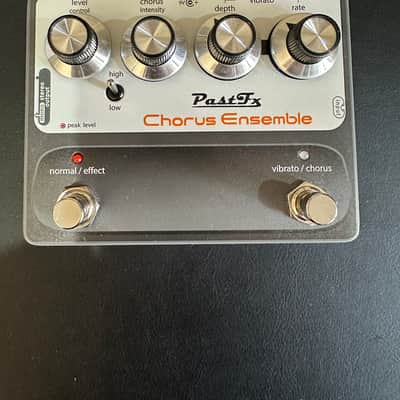 PastFx Chorus Ensemble Deluxe + Switchable True Bypass Mod! ( Ce-1