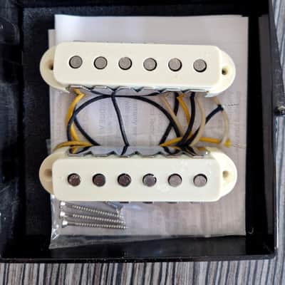 Fender 099-2238-000 Pure Vintage '65 Jaguar Pickup Set 2010s - Vintage White image 3