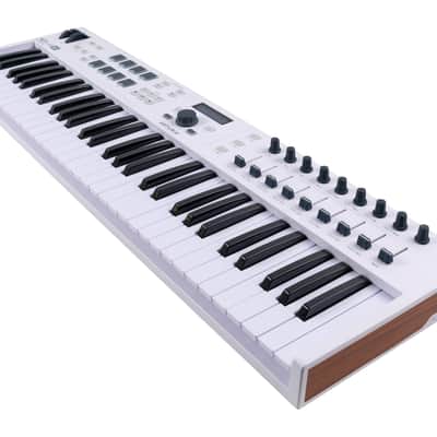 Arturia KeyLab 61 Essential MIDI Keyboard Controller [USED] image 3