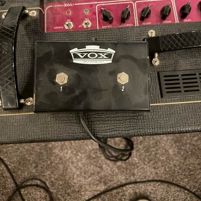 Vox AC30C2 Custom 2-Channel 30-Watt 2x12" Guitar Combo 2010 - 2019 - Black image 2