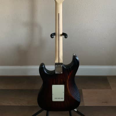 Fender Sandblasted Stratocaster Sweetwater Exclusive 2018 - 3-Color Burst image 6