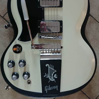 Gibson SG STANDARD POLARIS WHITE LEFT HANDED 2012-2013 image 2