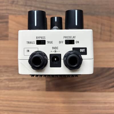 Universal Audio Evermore Studio Reverb 2023 - Present - Cream image 3