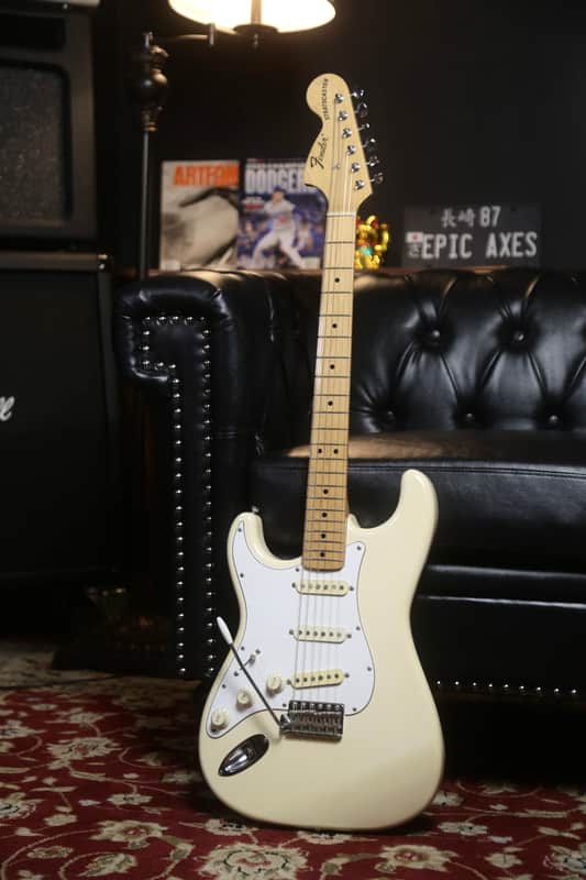 1993-1994 Fender Stratocaster ST-68R Jimi Hendrix Woodstock '68 Model - Olympic White image 1
